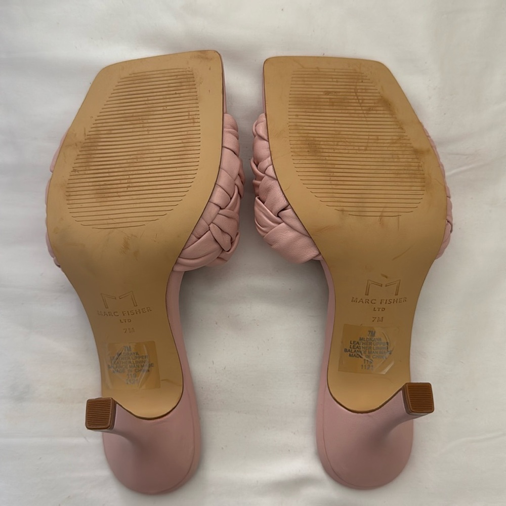 MARC FISHER PINK DRAYA HEELS - Picture 5 of 6